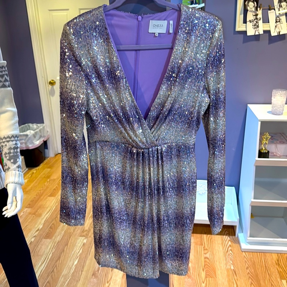 🛍️🛍️Purple and silver sequenced dress size 6 - Picture 5 of 10